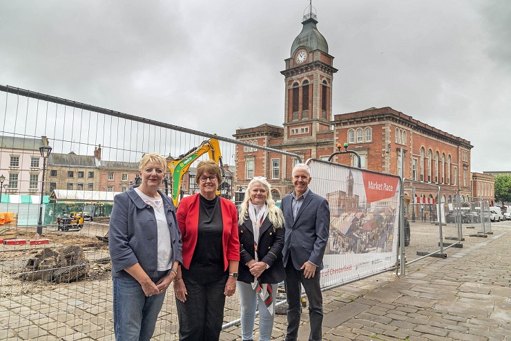 Cllr Kate Sarvent, Cllr Tricia Gilby, Louise Bruynseels and John Allen in Market Place